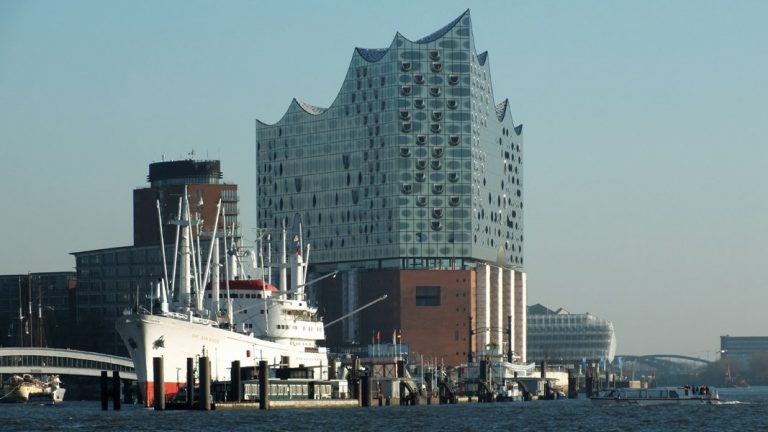 Architecture at its best: Hafencity Hamburg and the new Elbphilharmonie